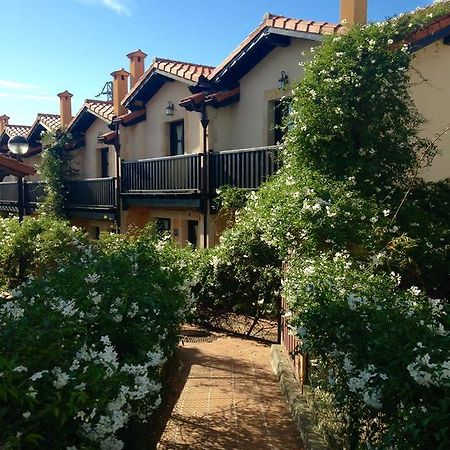 Apartamentos Santillana Del Mar Extérieur photo