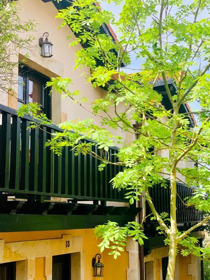 Apartamentos Santillana Del Mar Extérieur photo
